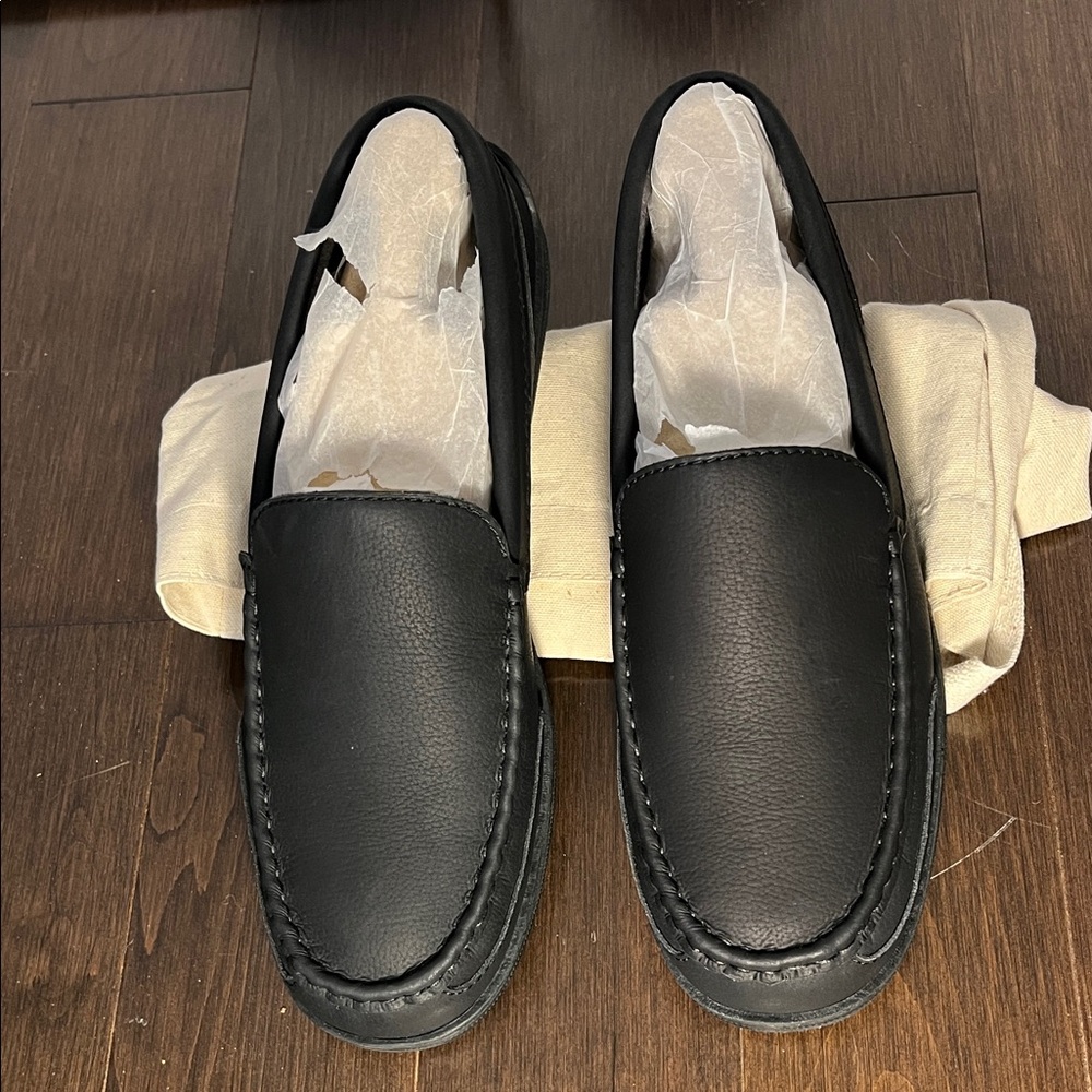 Men’s leather slippers with pillow sole